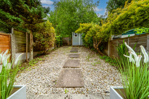 REAR GARDEN- click for photo gallery